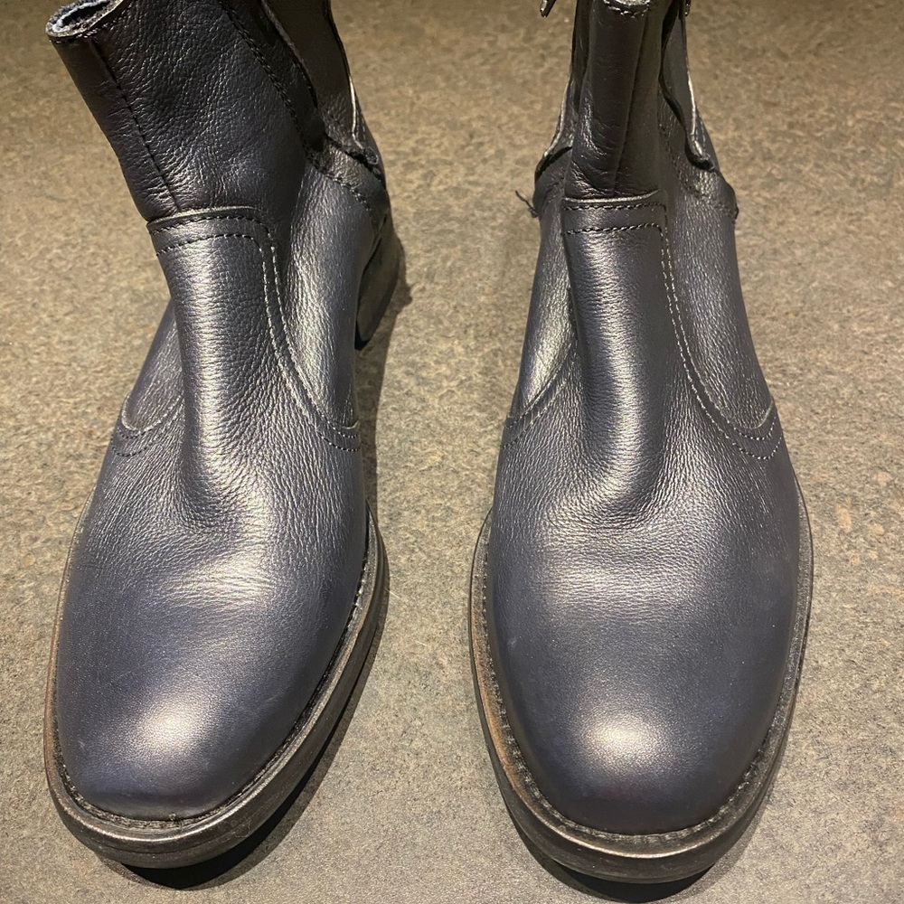 Felmini boots made in Portugal. Size 39 EU